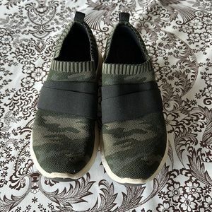 Aetrex Allie Arch support sneakers